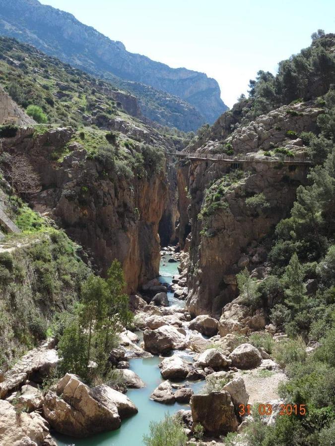 Alojamiento Rural El Paraiso Del Chorro Bagian luar foto
